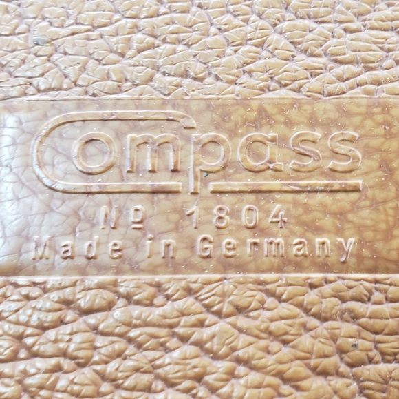 Drafting Compass Set and Case - Picture 3 of 4